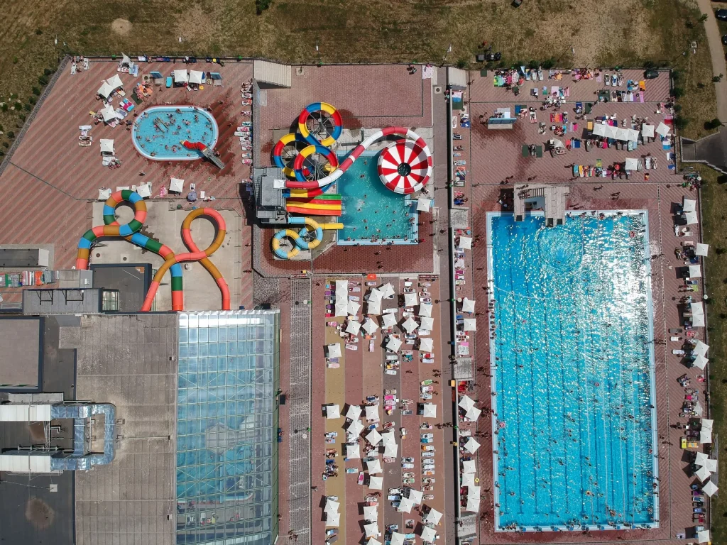 Imagini cu Cornișa Aqua Parc & Sports Botoșani